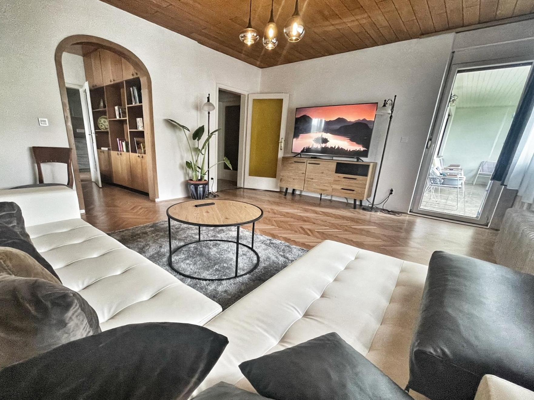 Papas Apartment Lesce  Eksteriør bilde