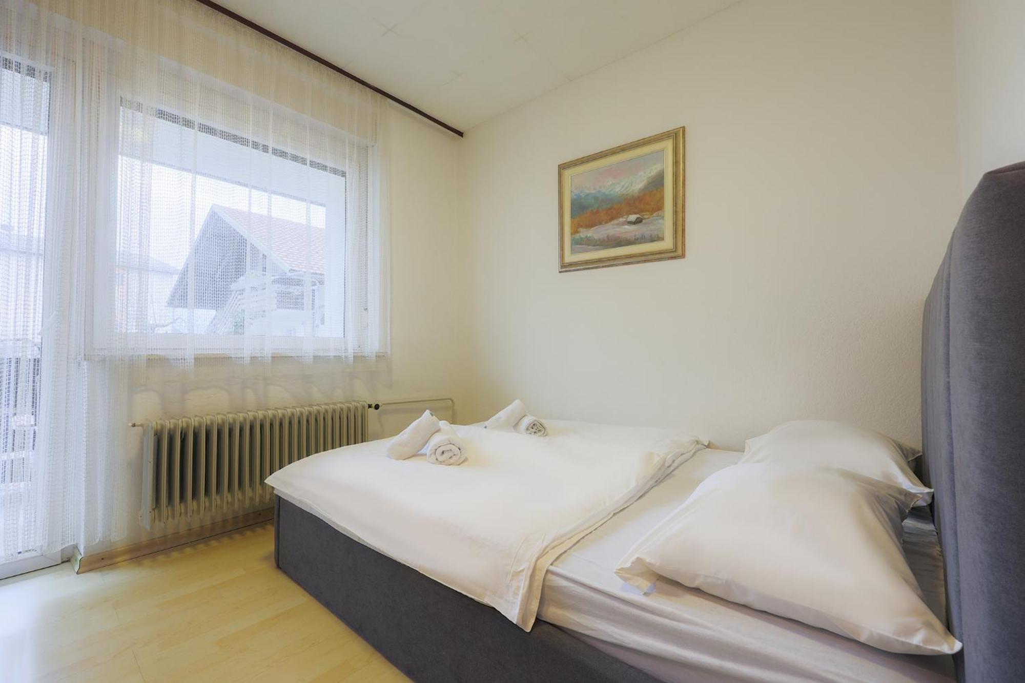 Papas Apartment Lesce  Eksteriør bilde