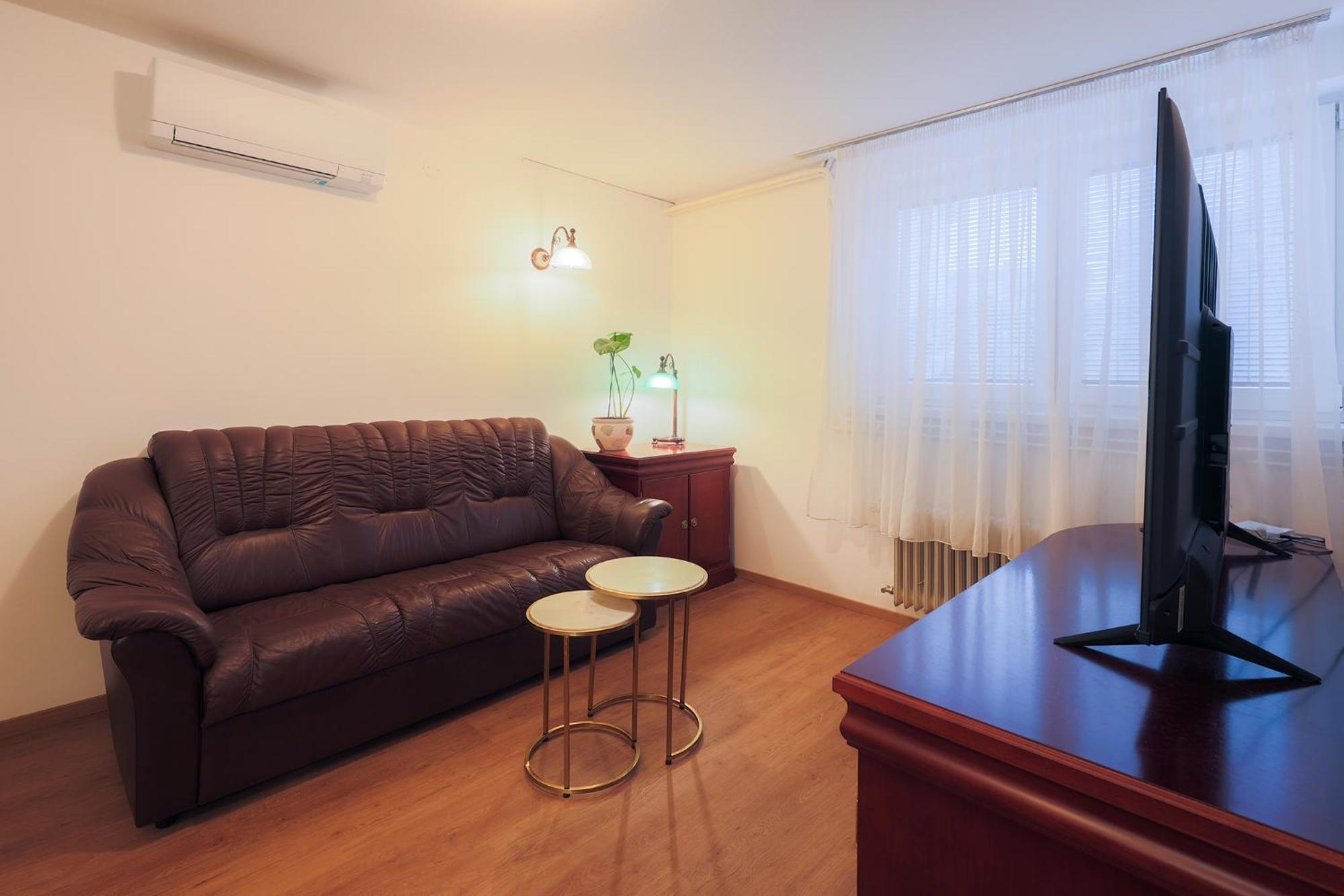 Papas Apartment Lesce  Eksteriør bilde